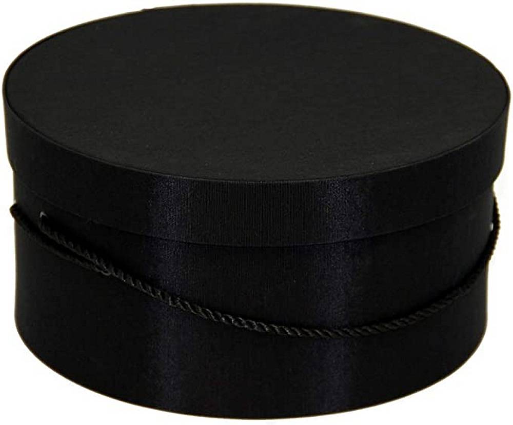 5-Black - Basic black with a black cording handle.