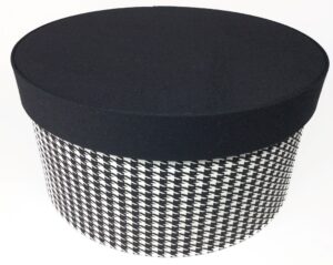 Black and white houndstooth with a black lid #184